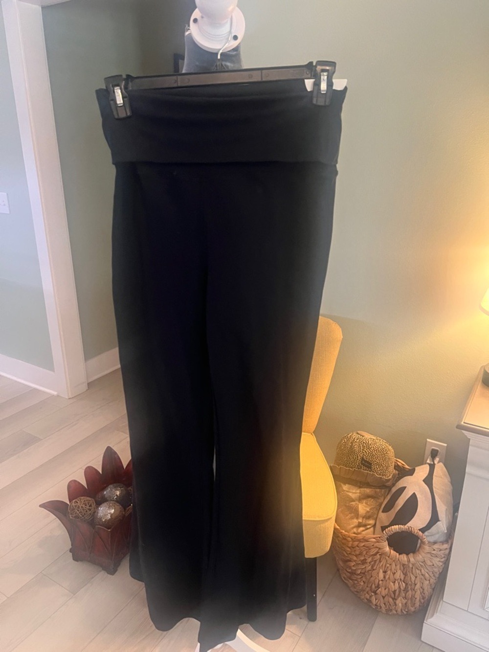Black Wide-Leg Yoga Pants with Fold-Over Waistband - Picture 2 of 10